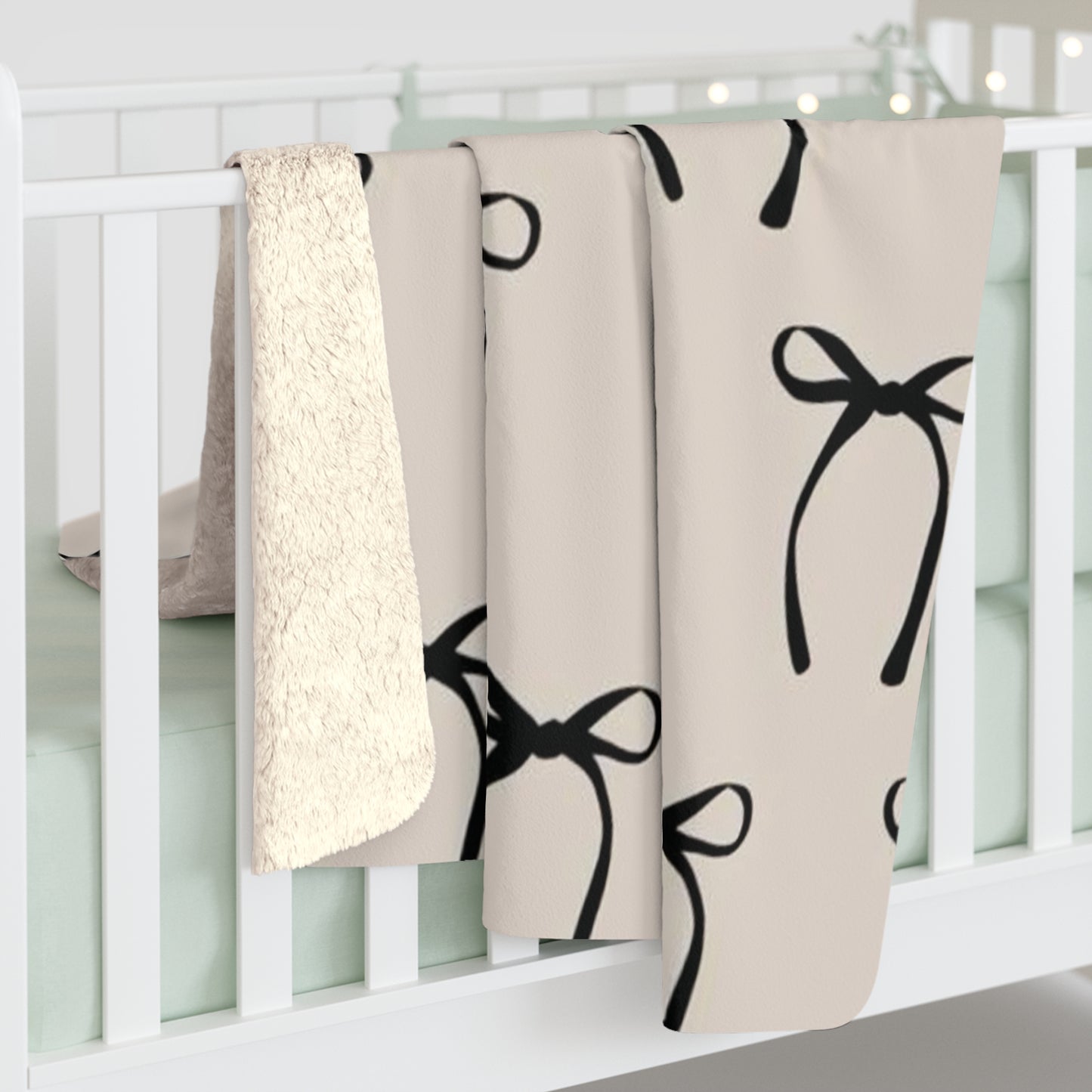 Stylish Sherpa Fleece Blanket with Bow Print, Cozy Gift for Home, Ideal for Birthdays, Weddings, Holidays, Decorative Throw, Comfort